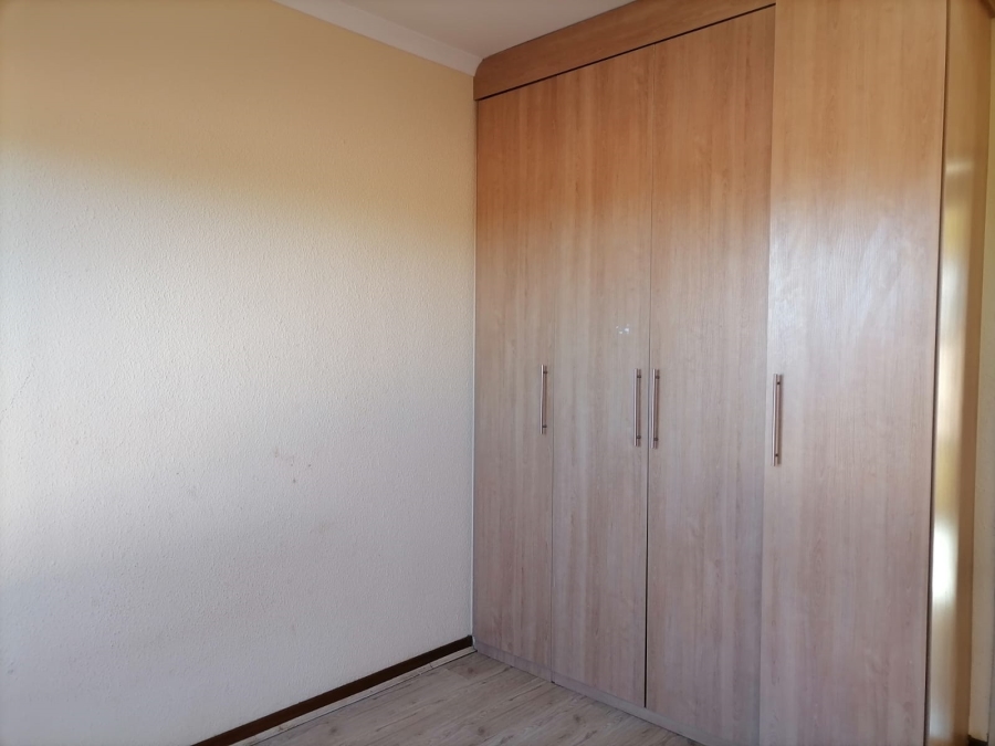 To Let 3 Bedroom Property for Rent in Tlhabane West North West